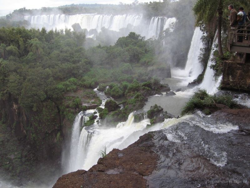 Iguazú waterfall Circuito Superior