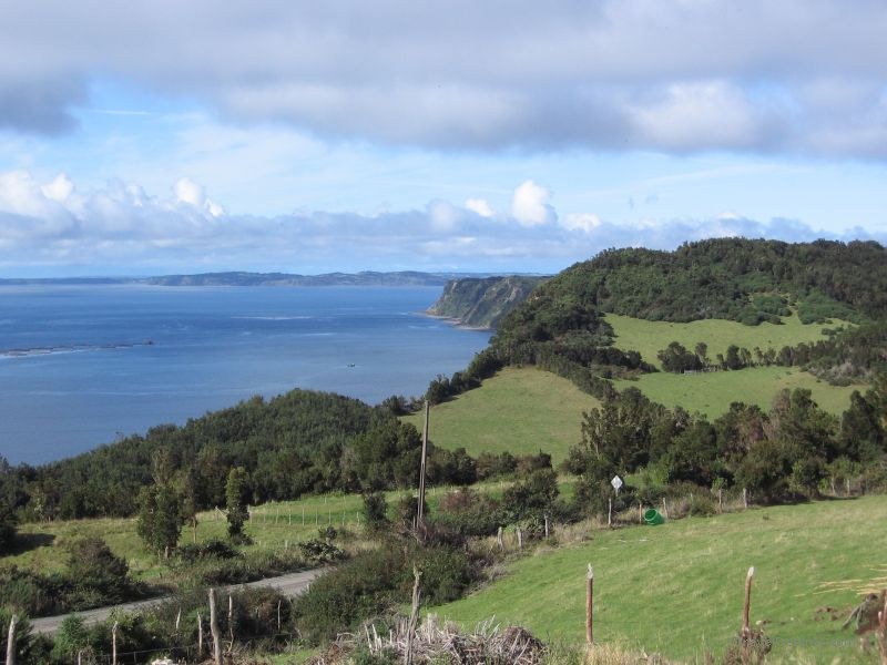 Isla Quinchao coast coastline