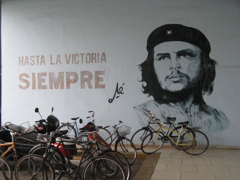 Santa Clara Che painting murale art bicycle bicycles sign siempre