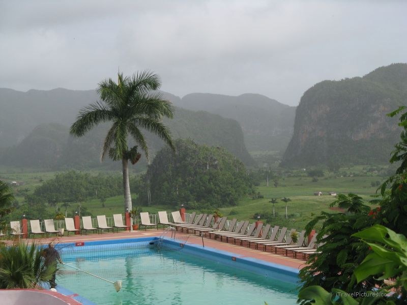 Viñales pool Hotel Jazmines valley