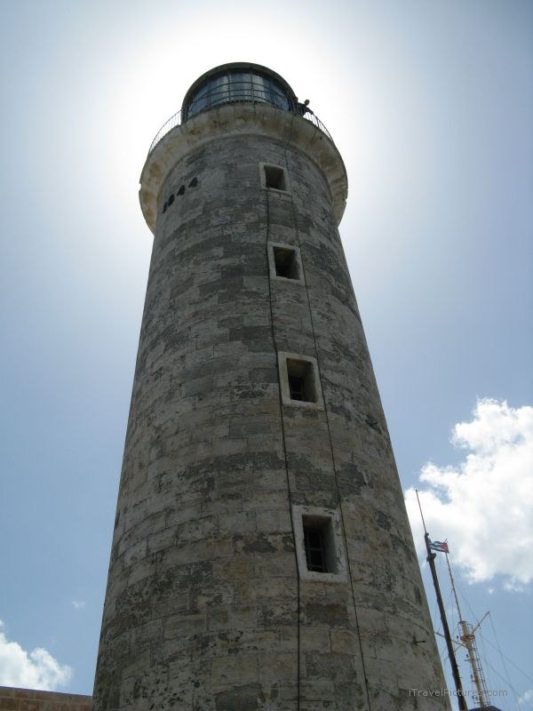Morro lighthouse sun