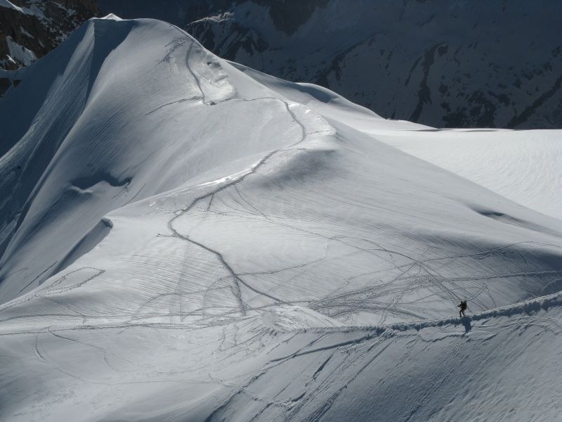 Chamonix Aguille du midi snow path trail white
