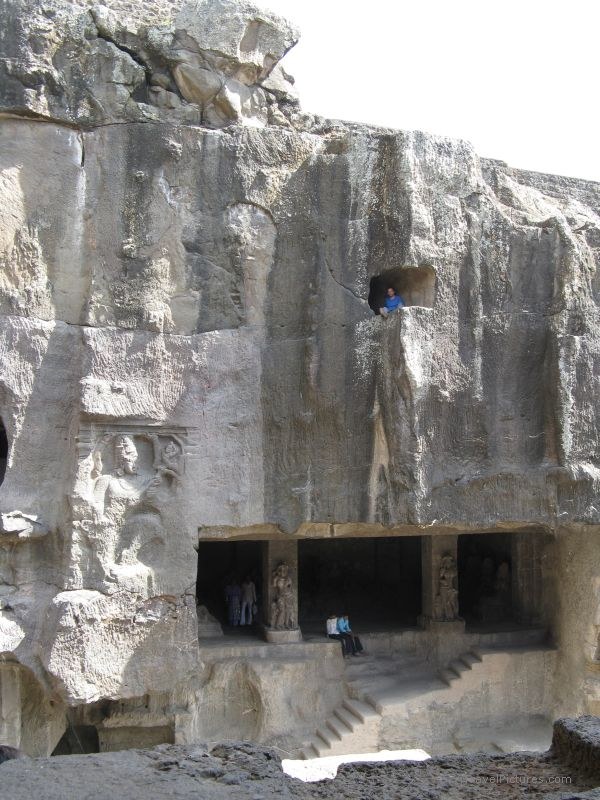 Ellora caves Kailasa temple me Chris Drummond