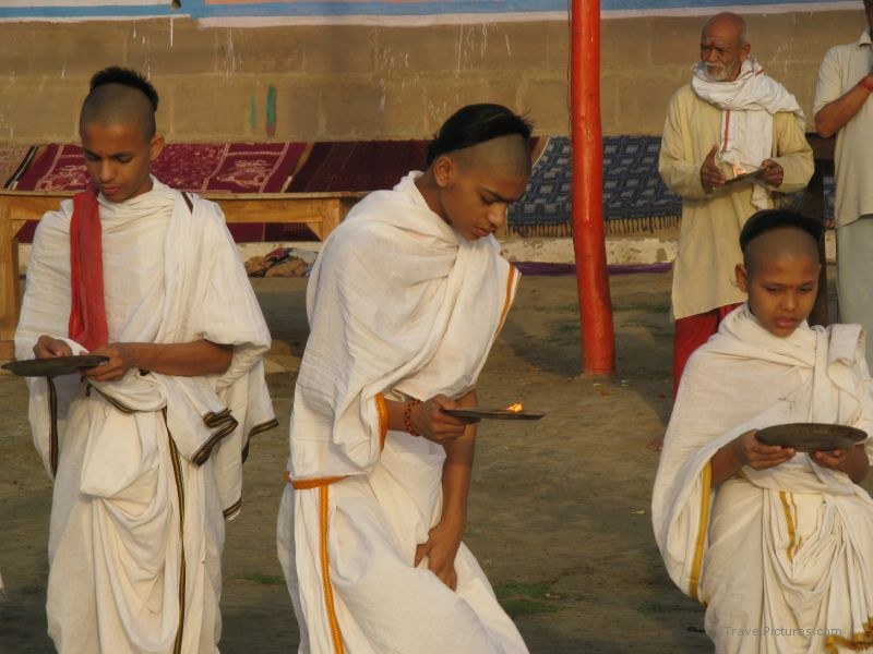 Varanasi boys prayer morning fire