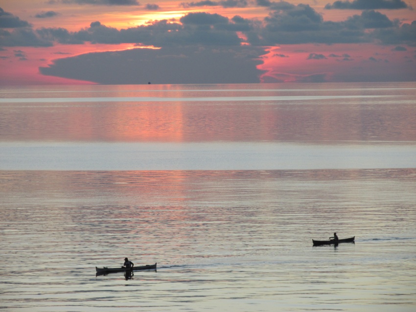 oat kayak sunset