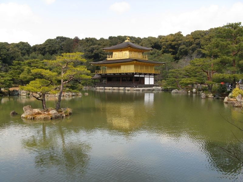 Kyoto Golden temple kinkaku-ji gold pond