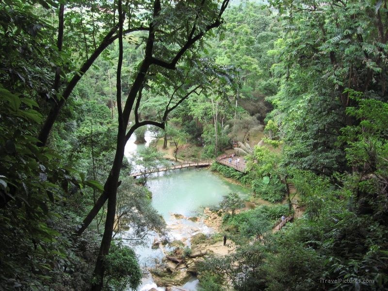 Tat Kuang Si waterfall