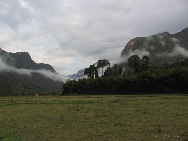 Ba Na field fields