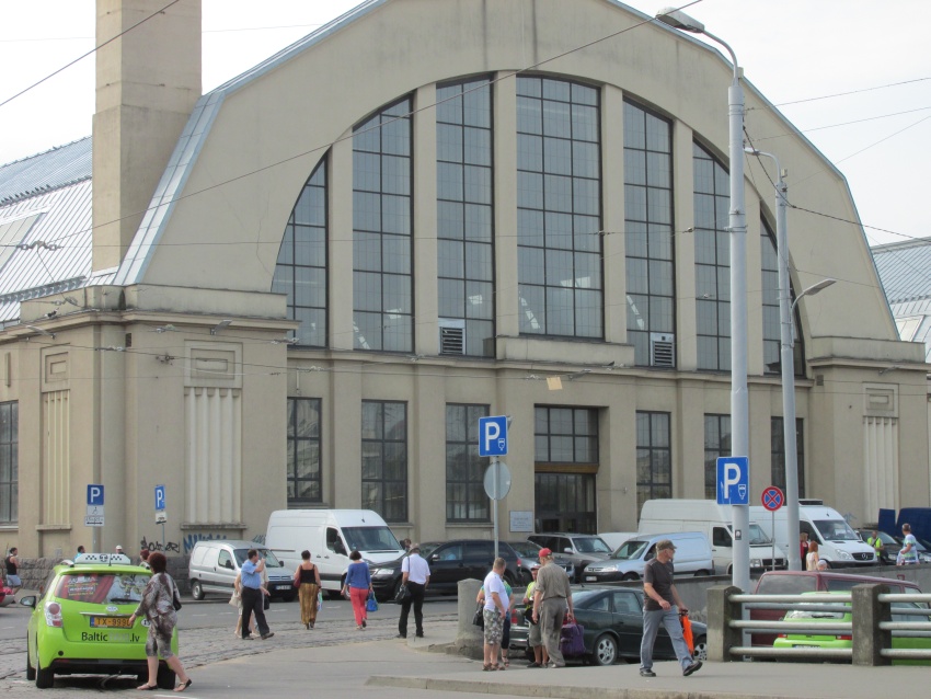 arket buidling