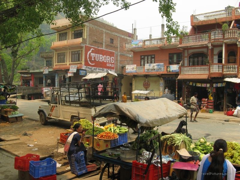 Dhading besi street fruit