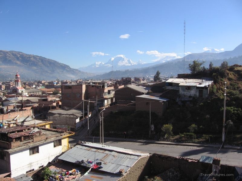 Huaraz Alburgue Churup view