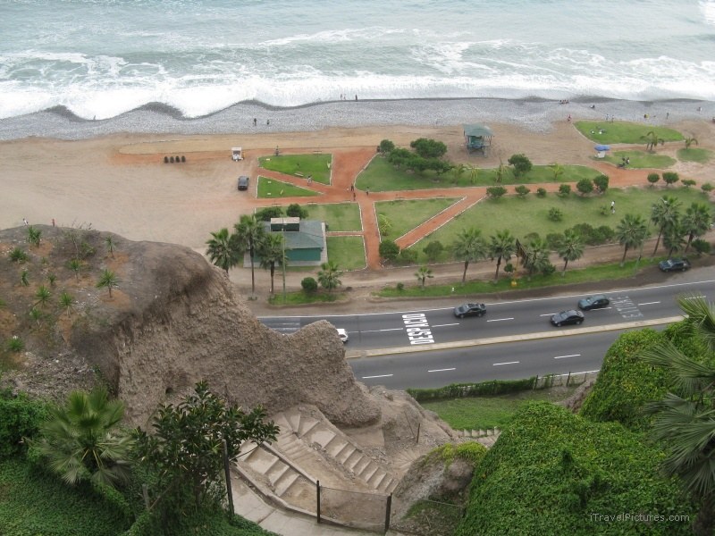 Miraflores Lima cliff