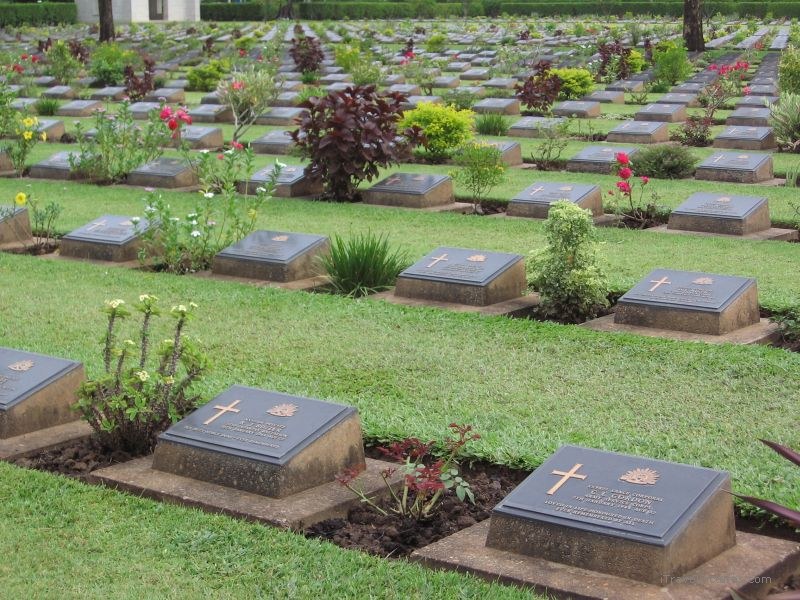Allied War cemetery Kanchanaburi gravestone grave